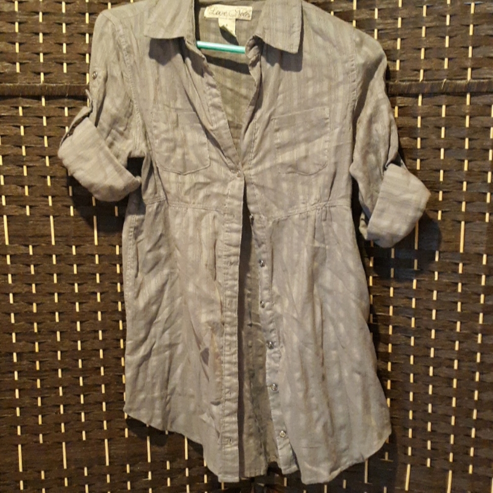 Button up shirt.